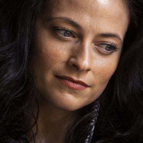 lara pulver naked|Lara Pulver on Sherlock naked scene: It has made me think。